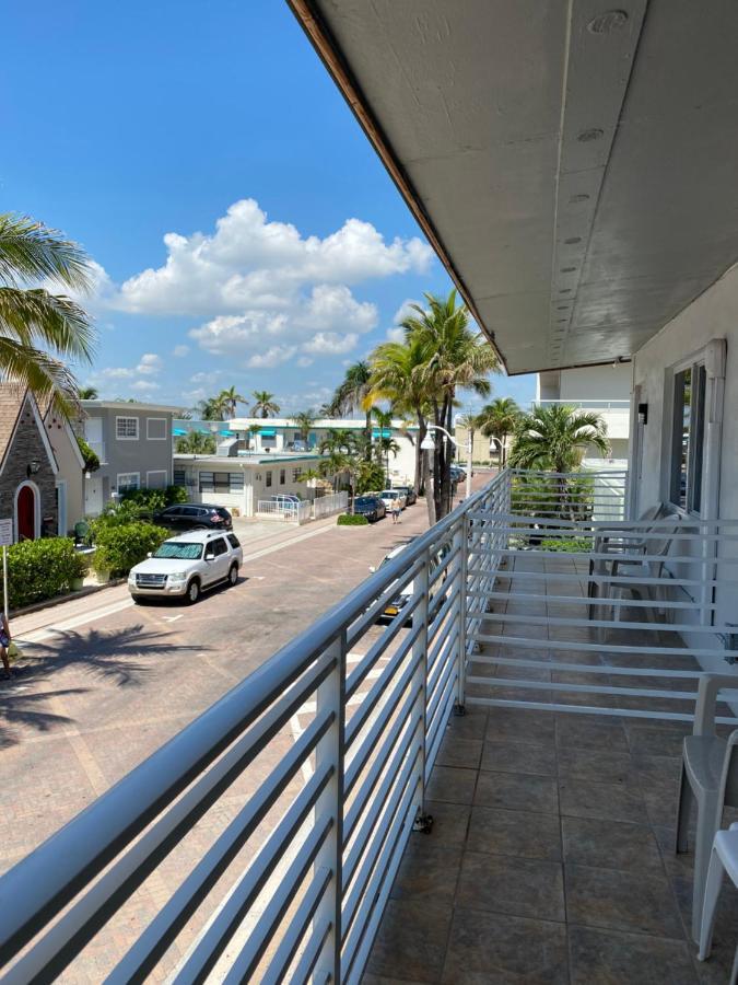 The Mariner Suites Hollywood Exterior photo
